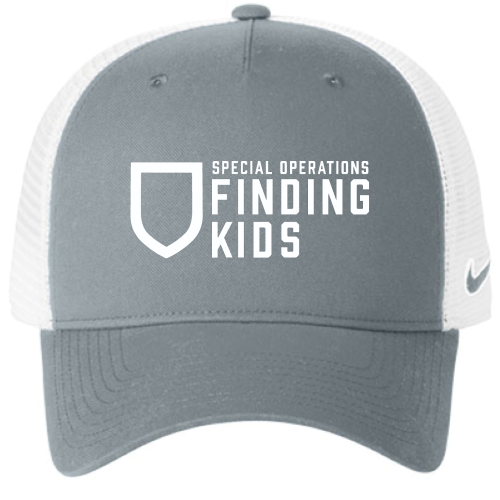 FindingKids - Nike Snapback Mesh Trucker Cap v2